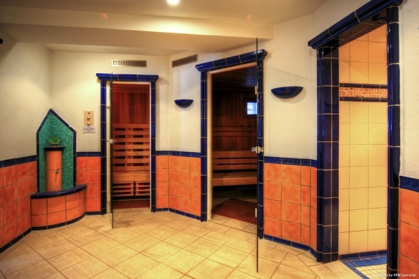KurparkHotel (Rostock)